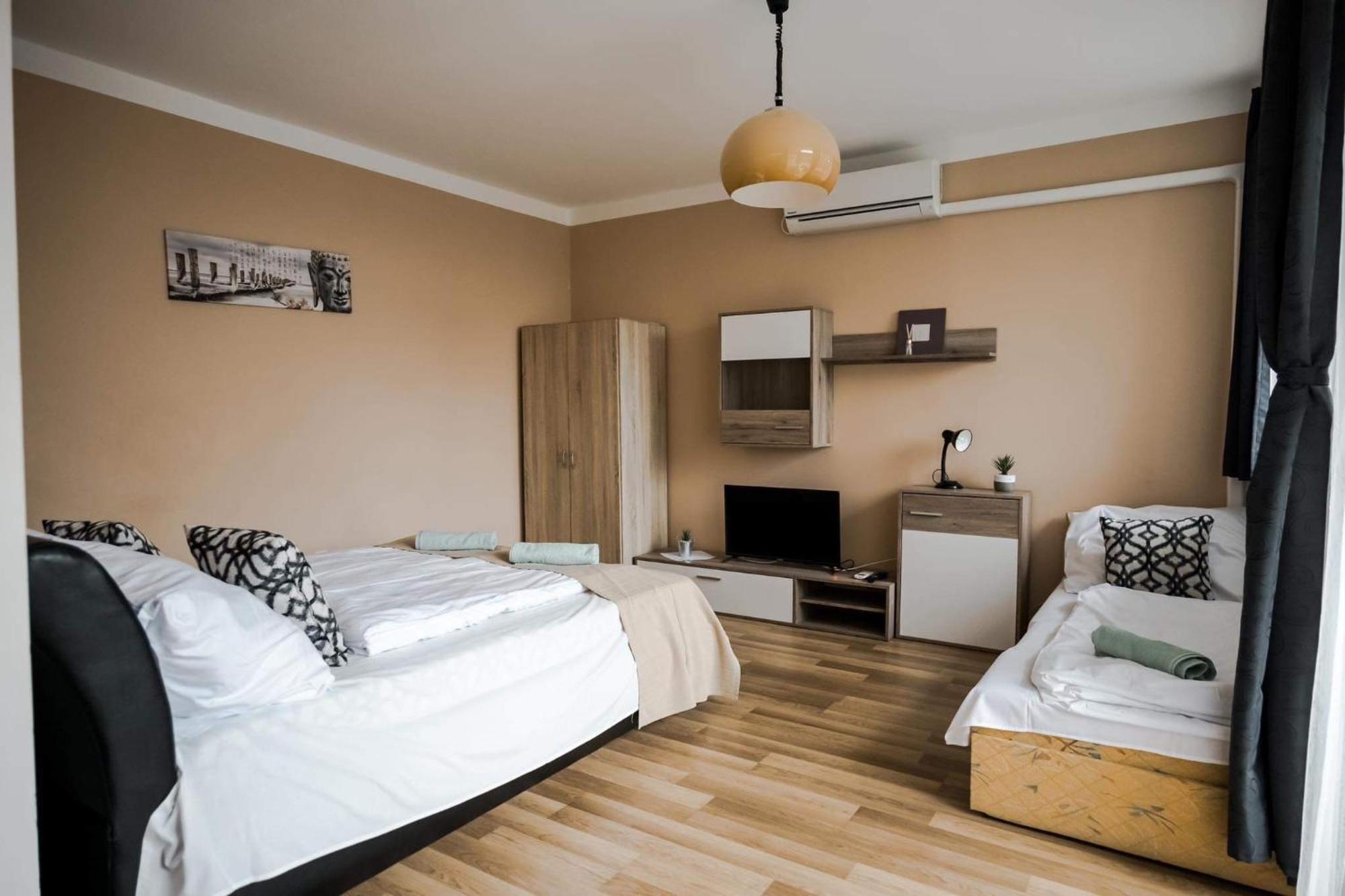 Bed and Breakfast Berény Panzió Balatonberény Exterior foto