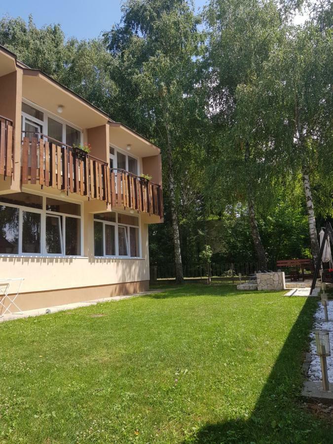 Berény Panzió Bed and Breakfast Balatonberény Exterior foto